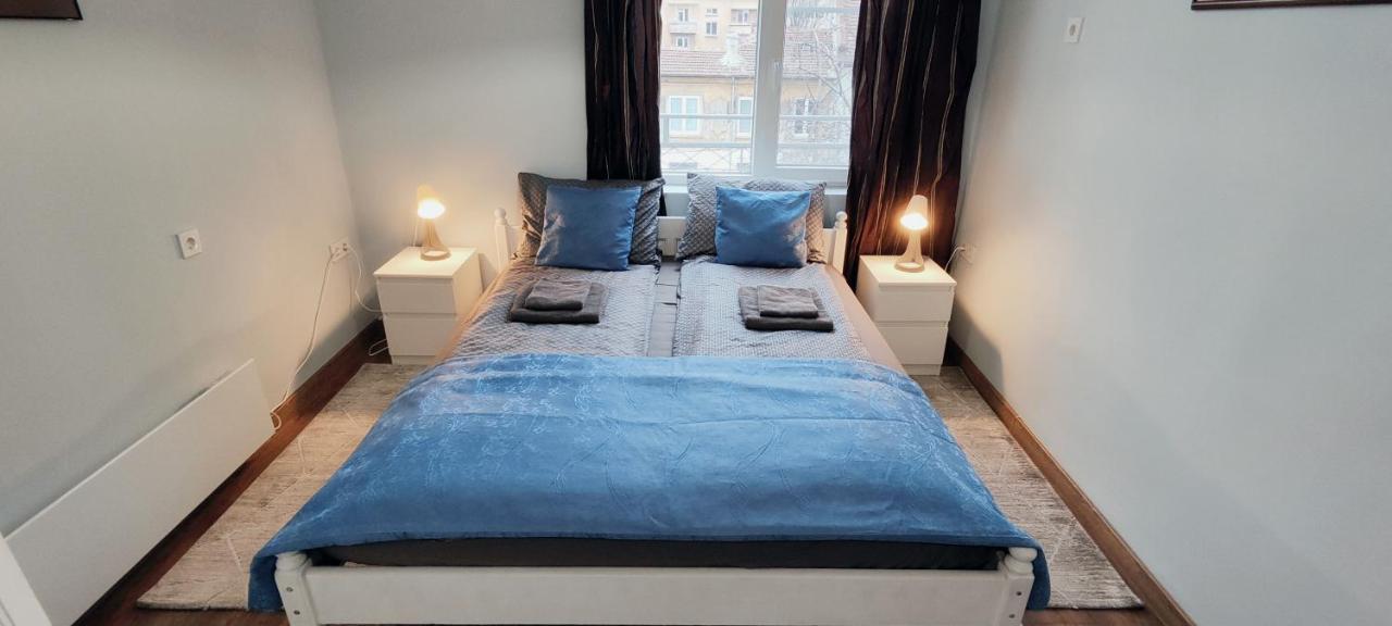 Cozy Spot By The Lions' Bridge Apartment Sofia Luaran gambar
